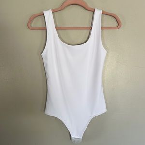 Express Body Contour Scoop Neck Thong Bodysuit - White - XS